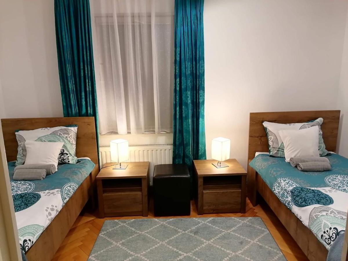 Apartament 6 Marosvásárhely Kültér fotó