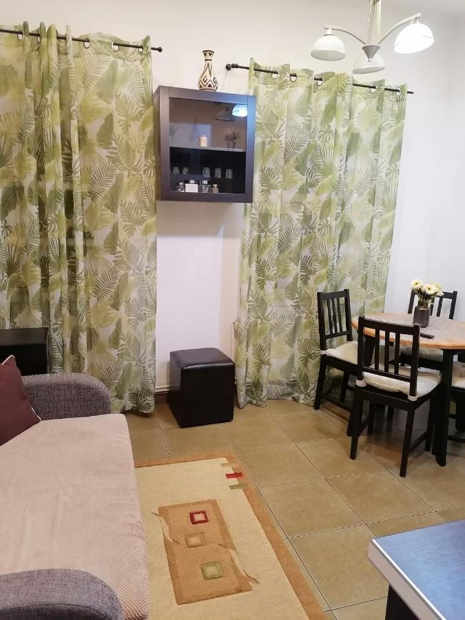 Apartament 6 Marosvásárhely Kültér fotó